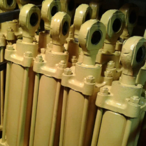 Цилиндры гидравлические для тракторов Кировец