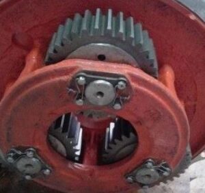 Редукторы для автомобиля-самосвала МоАЗ